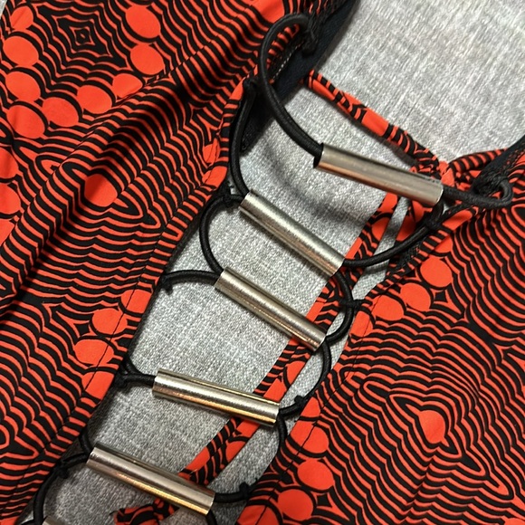 Sauvage one piece - Picture 2 of 3